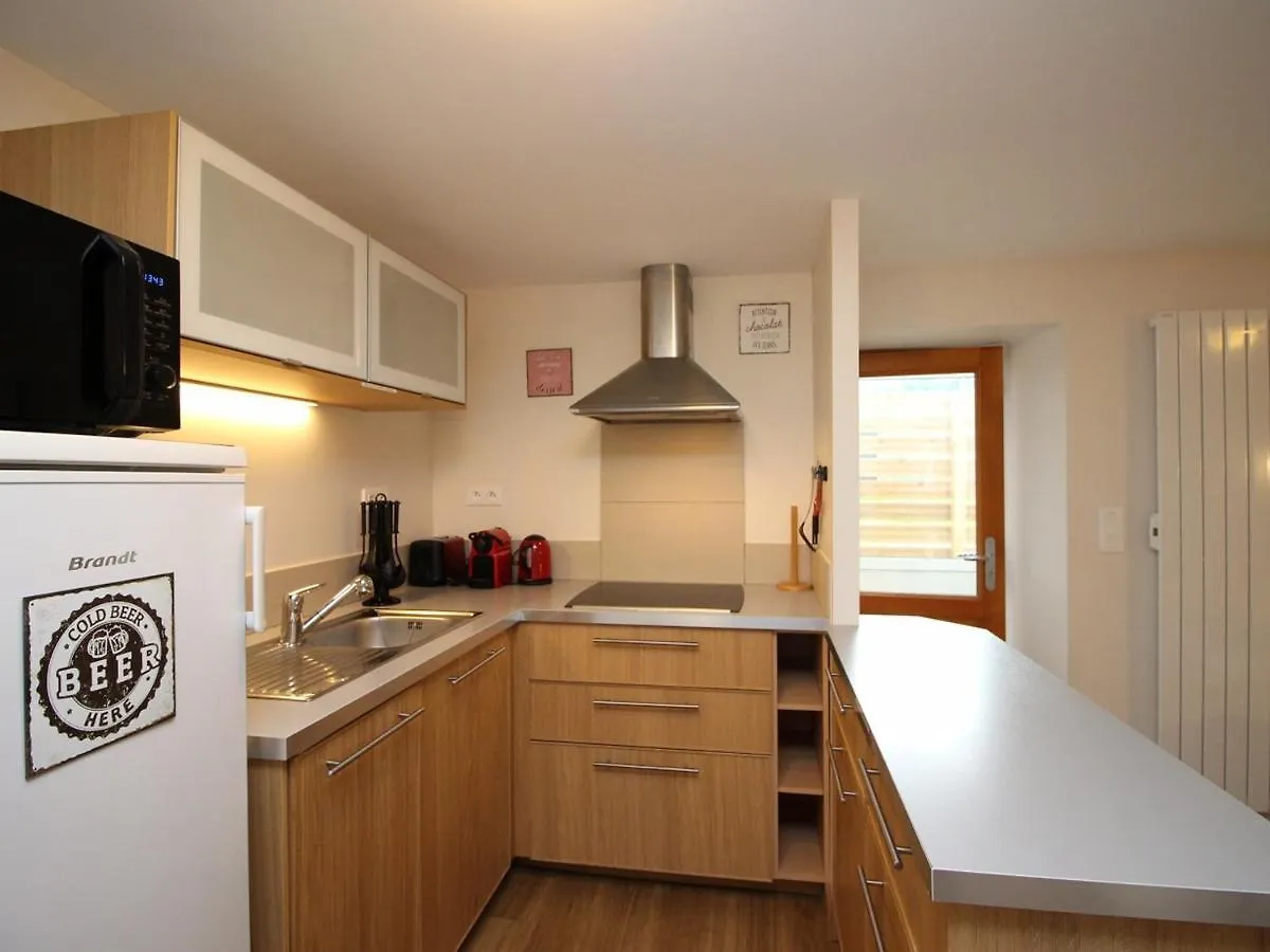 Apartment Le Mont-Dore : Appartement 3 Pieces Avec Terrasse Et Wifi A 300M Des Thermes - Fr-1-608-204