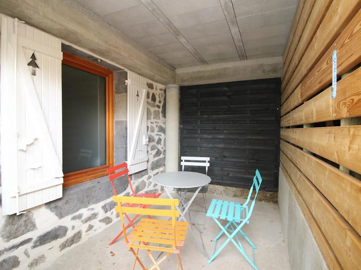 Le Mont-Dore : Appartement 3 Pieces Avec Terrasse Et Wifi A 300M Des Thermes - Fr-1-608-204 Le Mont-Dore