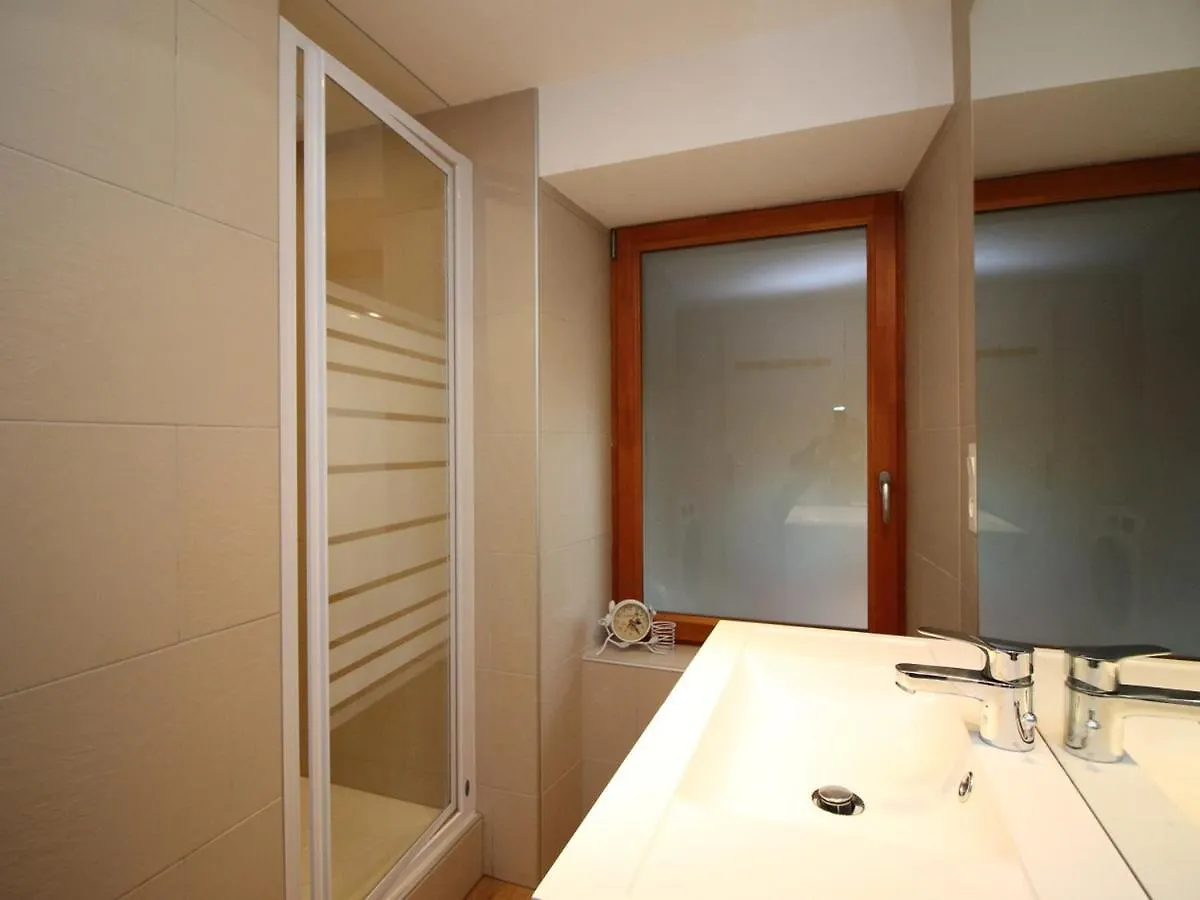 Apartment Le Mont-Dore : Appartement 3 Pieces Avec Terrasse Et Wifi A 300M Des Thermes - Fr-1-608-204 France